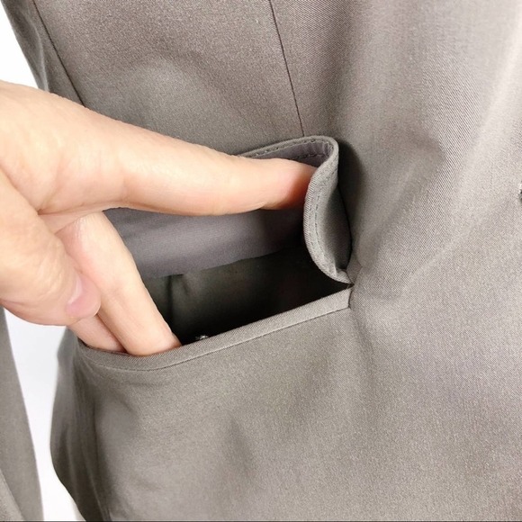 Theory Tailored fitted 2 Button Front Blazer Sz 6 - Picture 4 of 13